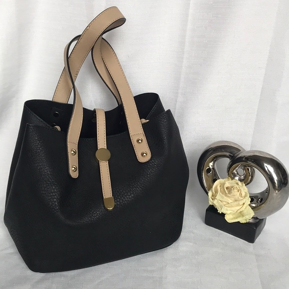 Charming Charlie Purse